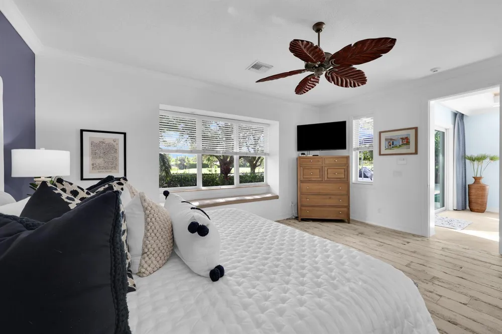 236 Fairway E Tequesta, FL 33469