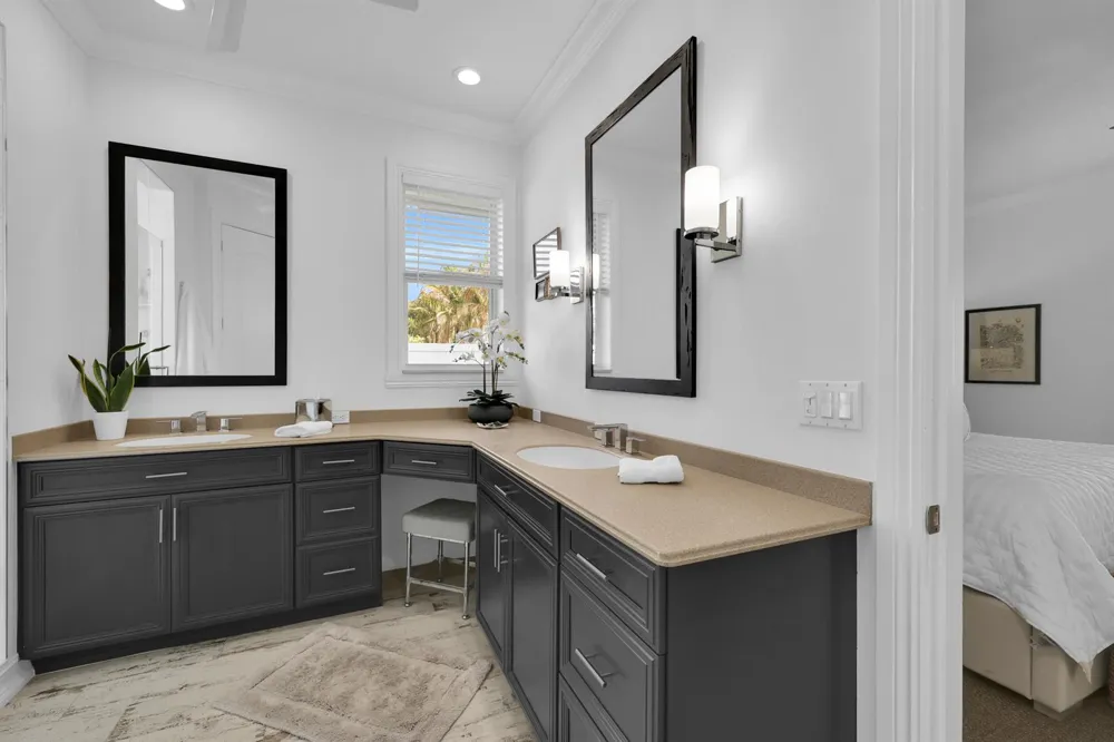 236 Fairway E Tequesta, FL 33469