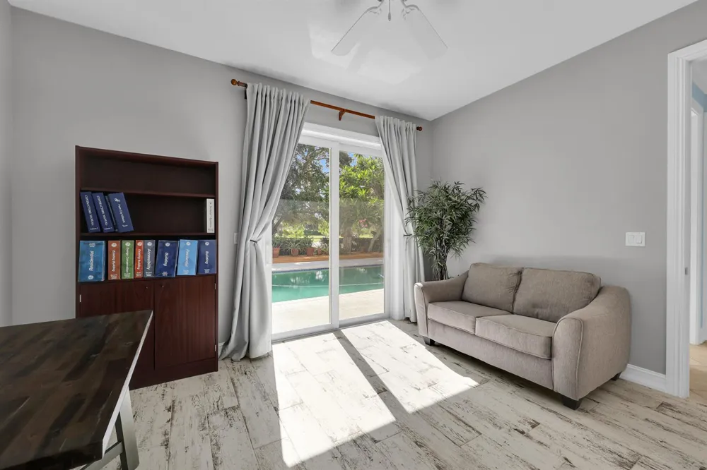 236 Fairway E Tequesta, FL 33469