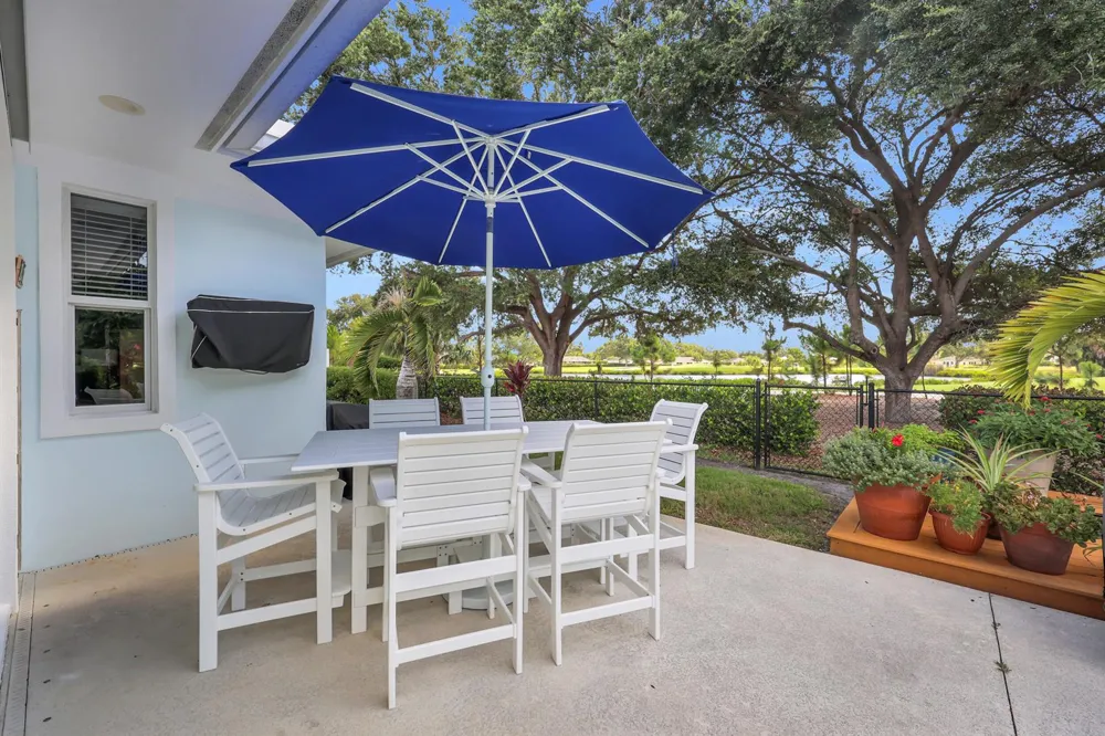 236 Fairway E Tequesta, FL 33469