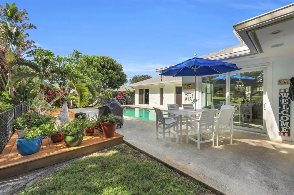 236 Fairway E Tequesta, FL 33469