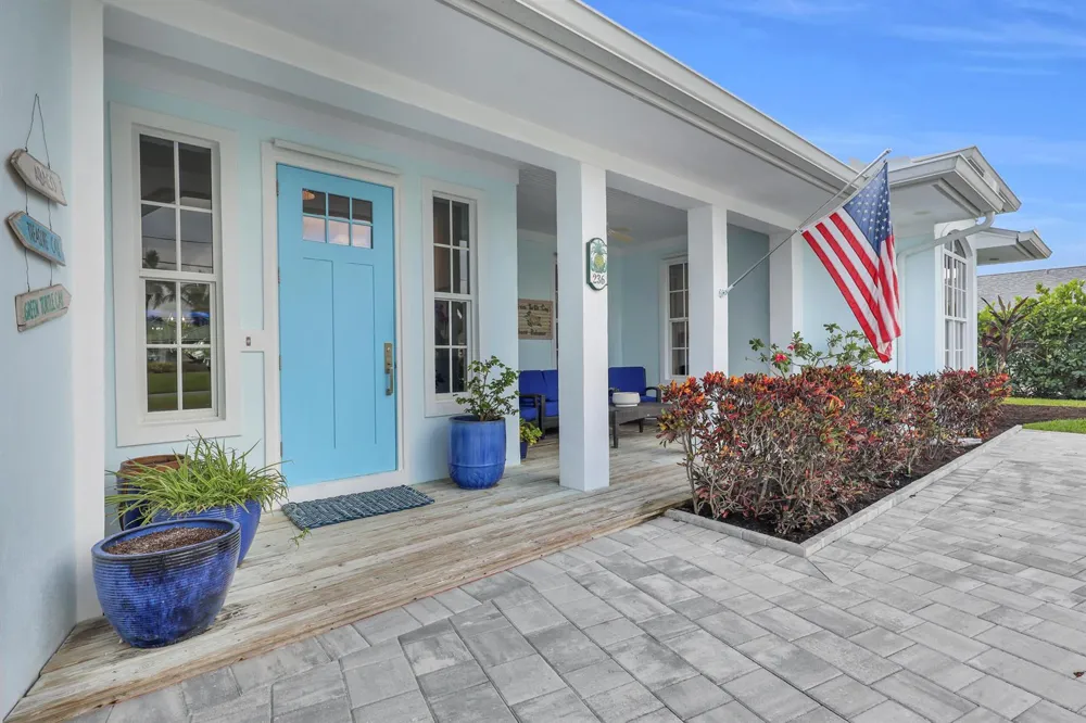236 Fairway E Tequesta, FL 33469