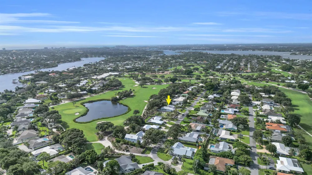 236 Fairway E Tequesta, FL 33469