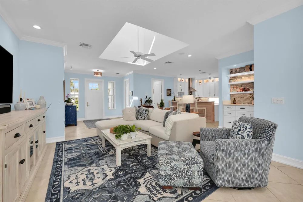 236 Fairway E Tequesta, FL 33469