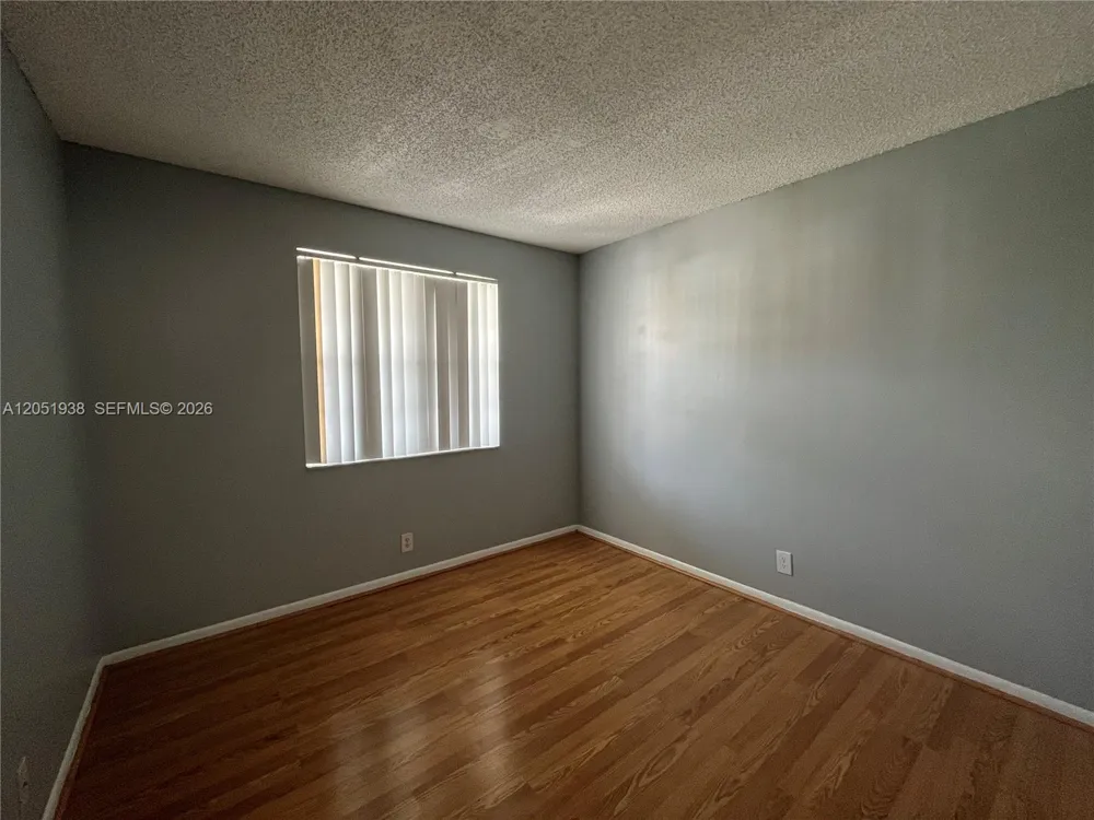 2740 FOREST HILLS BLVD #202 Coral Springs, FL 33065
