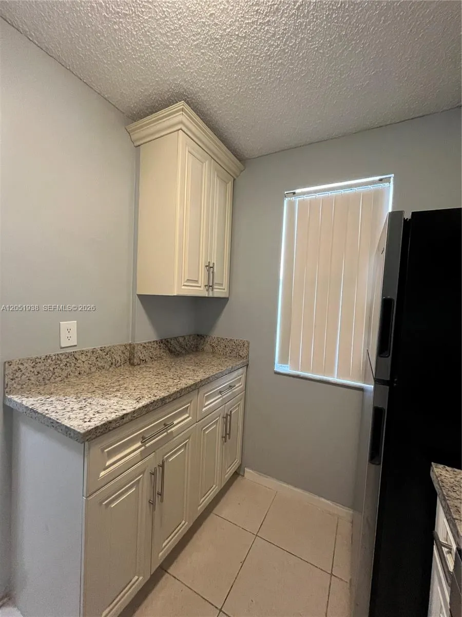 2740 FOREST HILLS BLVD #202 Coral Springs, FL 33065