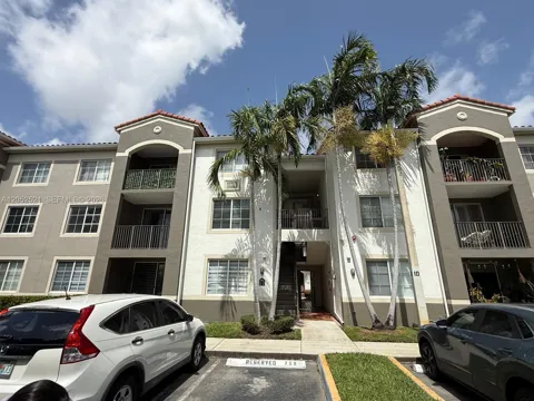 6861 SW 44th St #205