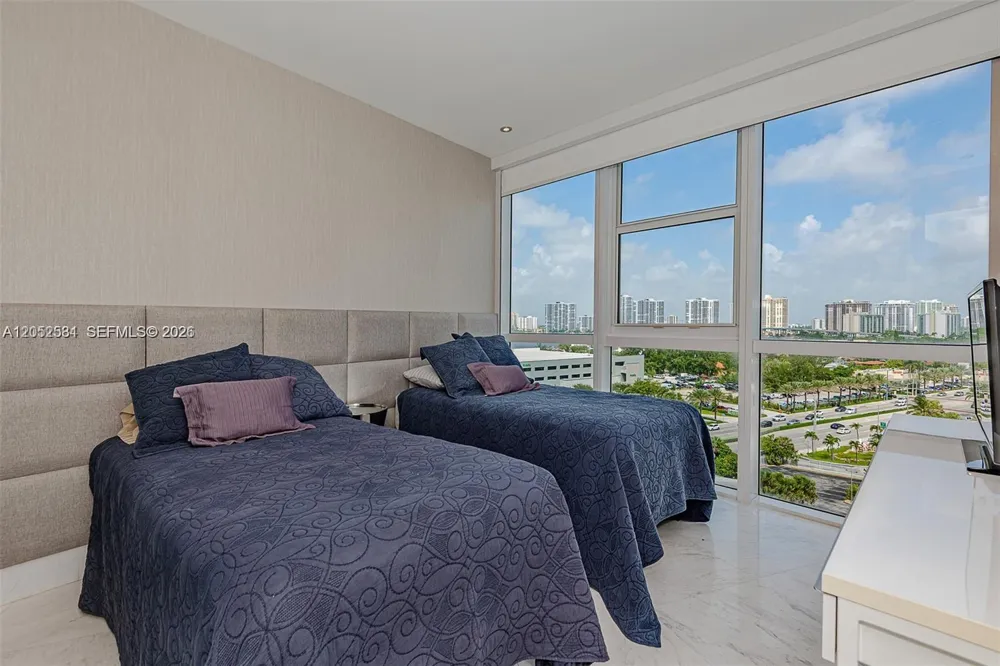 18201 Collins Ave #1101 Sunny Isles Beach, FL 33160