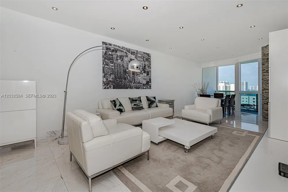 18201 Collins Ave #1101 Sunny Isles Beach, FL 33160