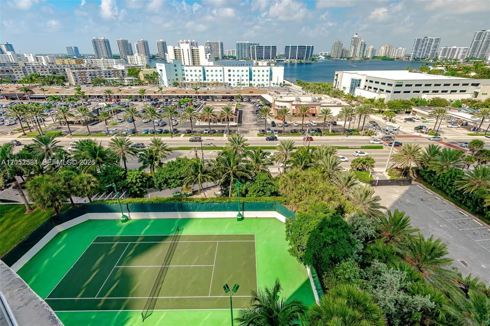 18201 Collins Ave #1101 Sunny Isles Beach, FL 33160