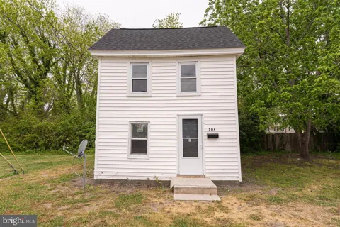 706 5TH STREET