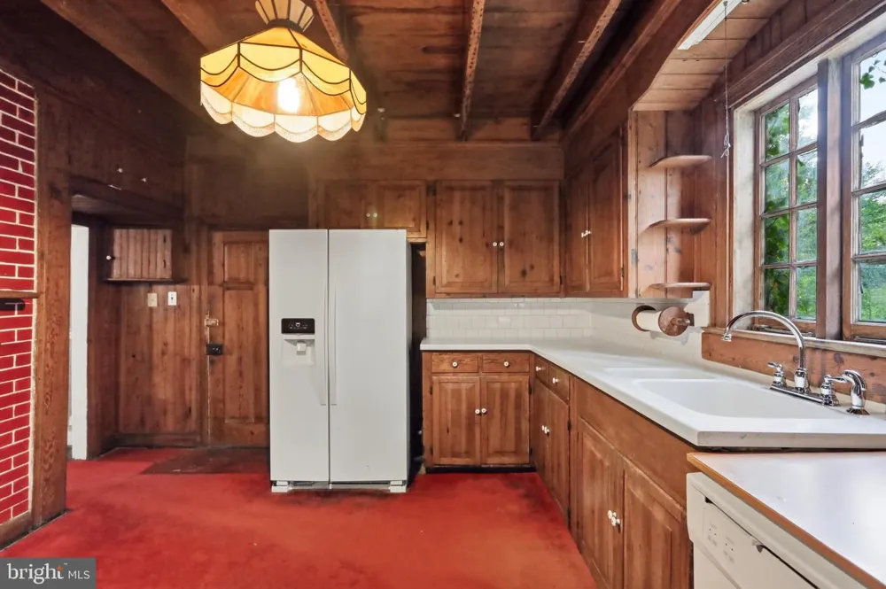 7927 MAIN STREET Middletown, VA 22645
