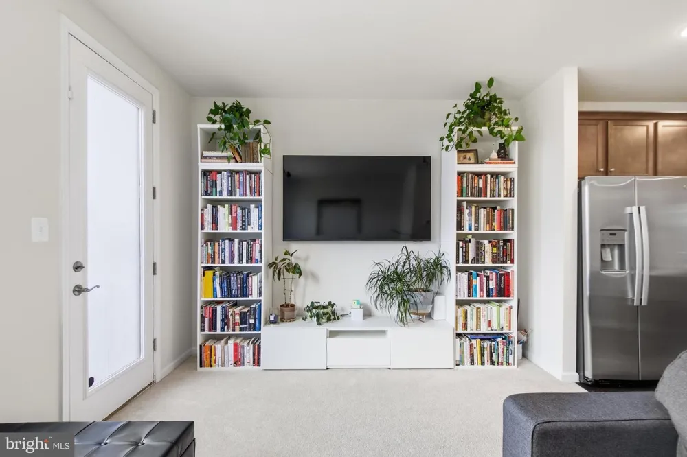 3469 CARNABY STREET Hyattsville, MD 20782