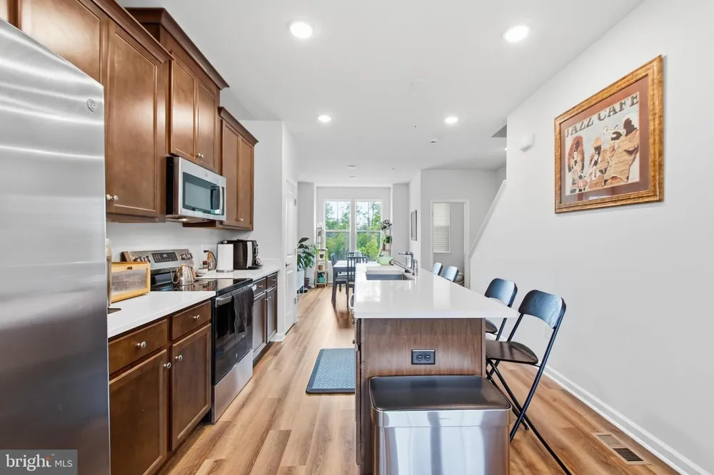 3469 CARNABY STREET Hyattsville, MD 20782