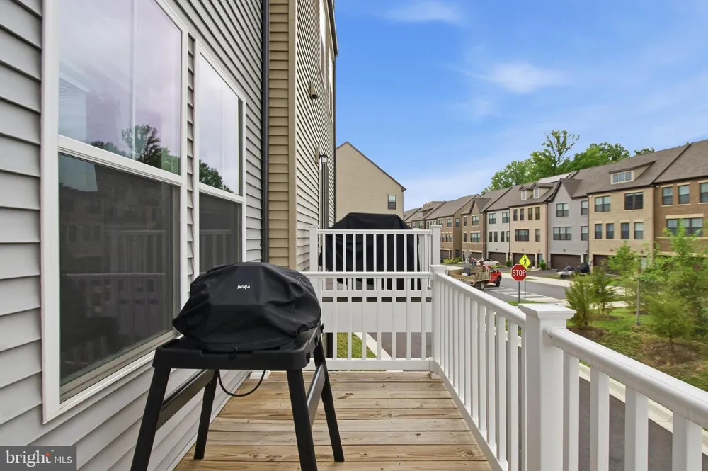 3469 CARNABY STREET Hyattsville, MD 20782