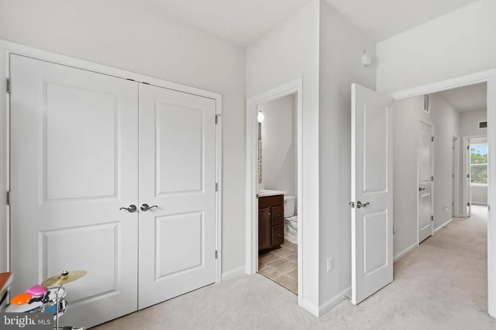 3469 CARNABY STREET Hyattsville, MD 20782