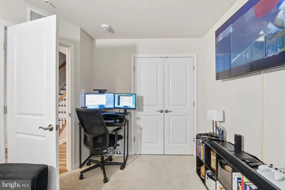 3469 CARNABY STREET Hyattsville, MD 20782