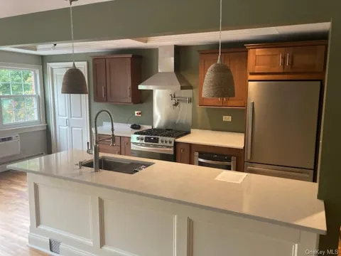 2 Colonial Road #126