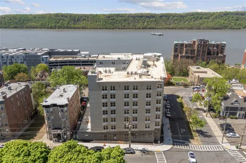 56 Prospect Street #606
