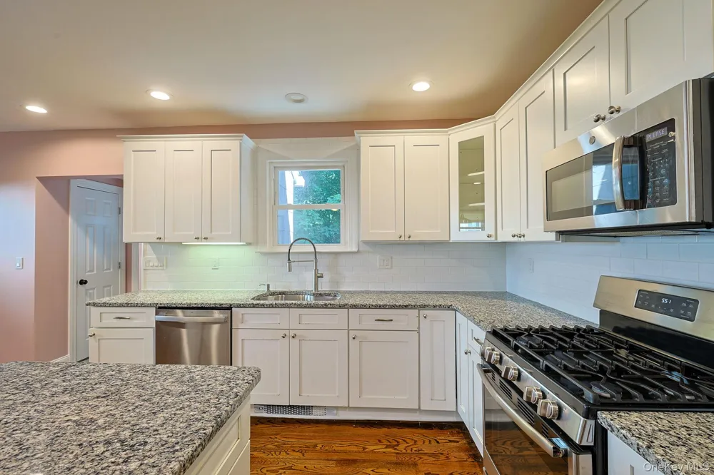 26 Hillside Avenue Tuxedo Park, NY 10987