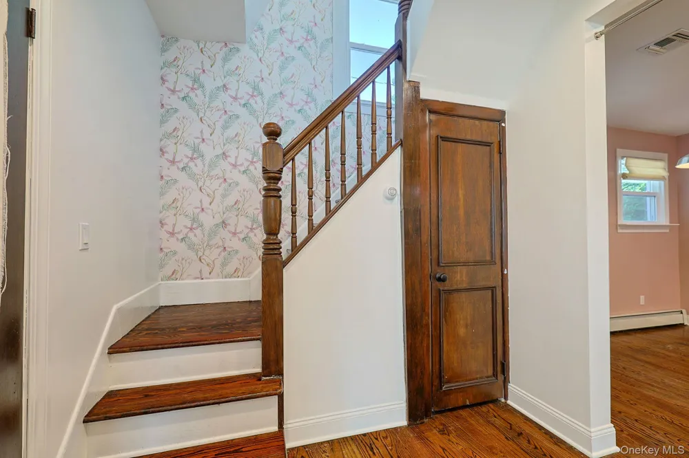 26 Hillside Avenue Tuxedo Park, NY 10987