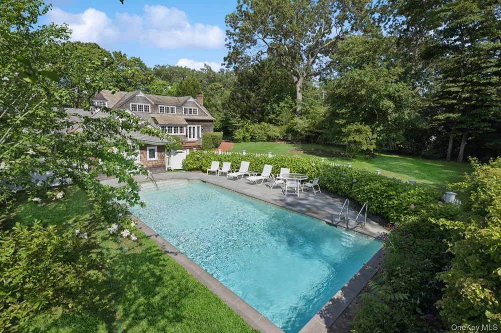 54 Palmer Terrace Sag Harbor, NY 11963