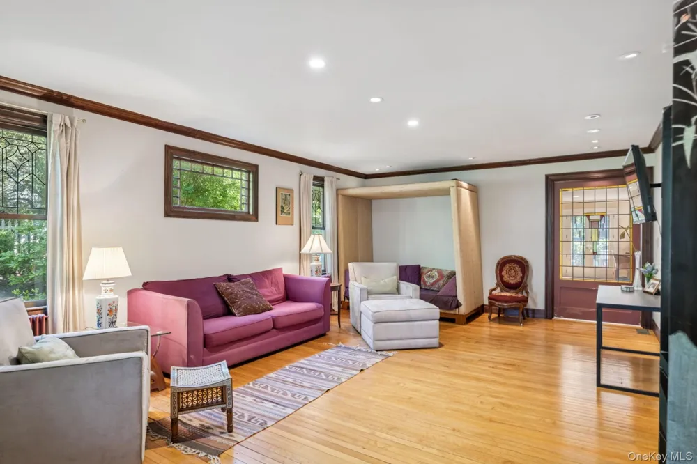 54 Palmer Terrace Sag Harbor, NY 11963