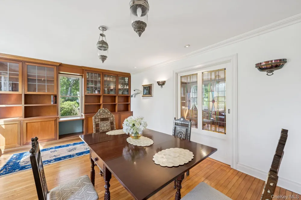 54 Palmer Terrace Sag Harbor, NY 11963