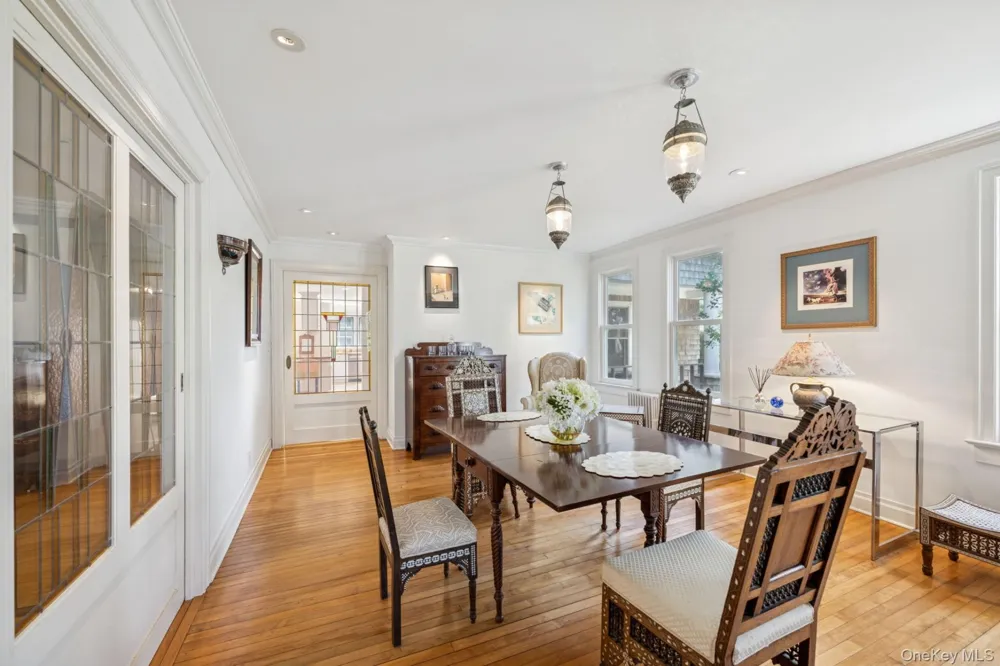 54 Palmer Terrace Sag Harbor, NY 11963