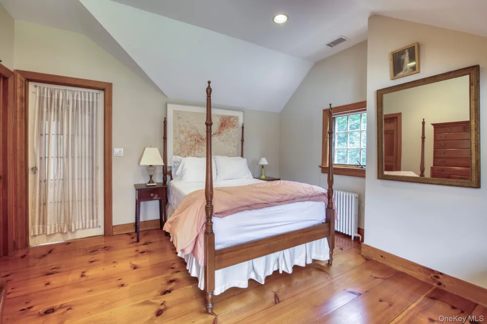 54 Palmer Terrace Sag Harbor, NY 11963