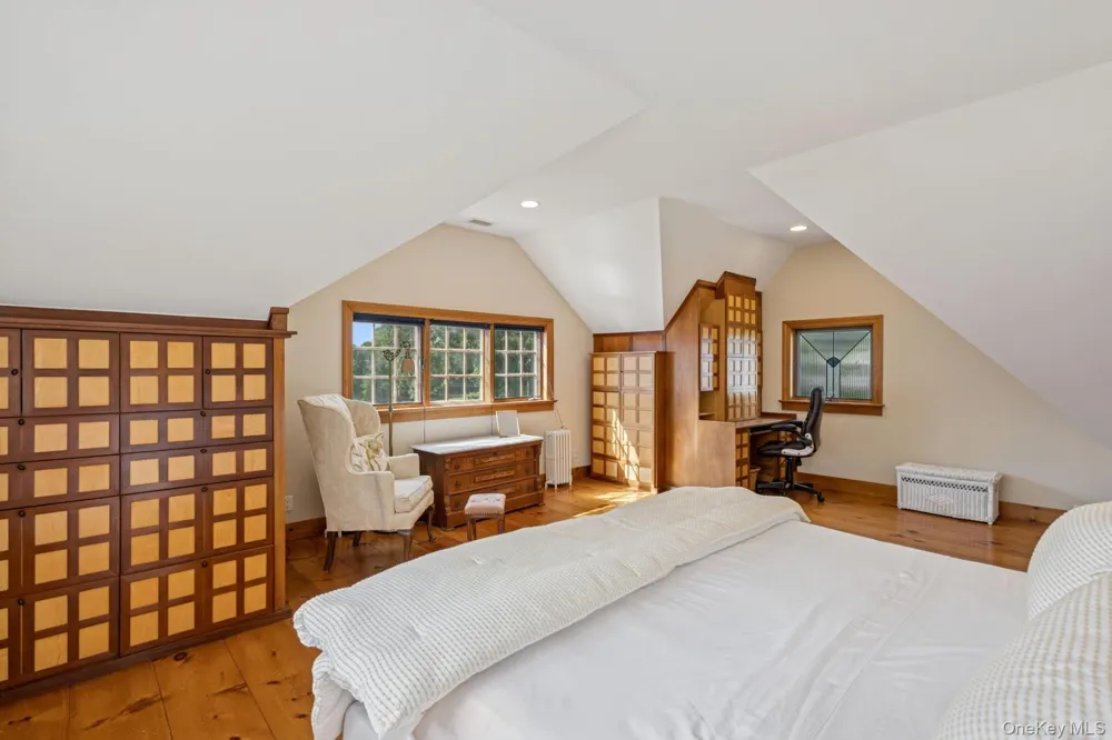 54 Palmer Terrace Sag Harbor, NY 11963