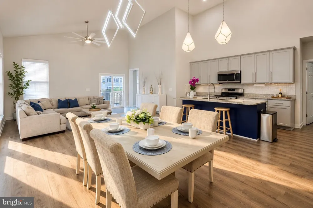 813 MILDENHALL COURT Purcellville, VA 20132