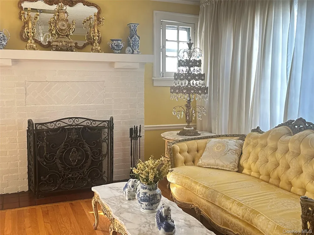 2936 Curtis Street East Elmhurst, NY 11369