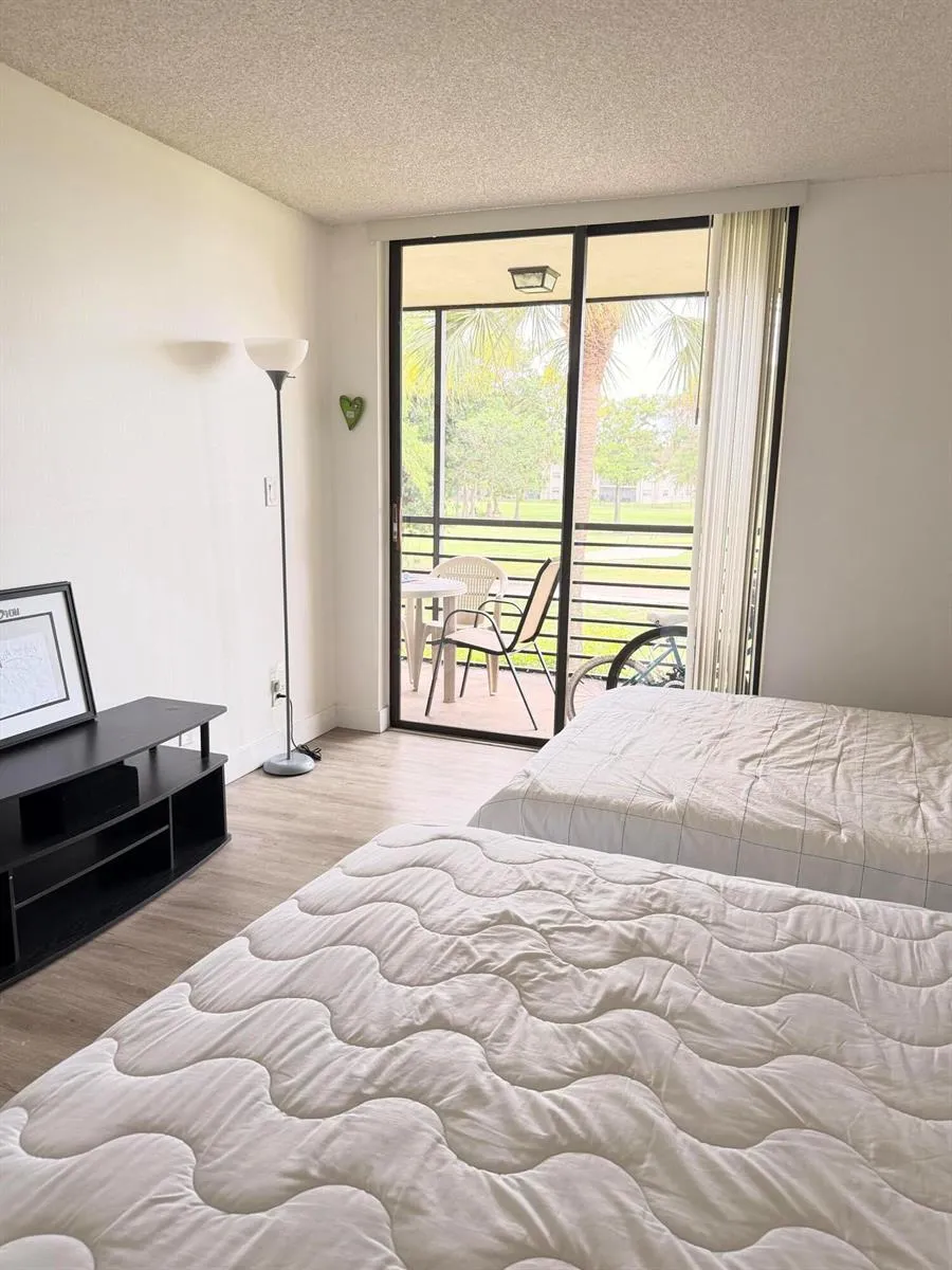 7950 W Mcnab Road #214 Tamarac, FL 33321