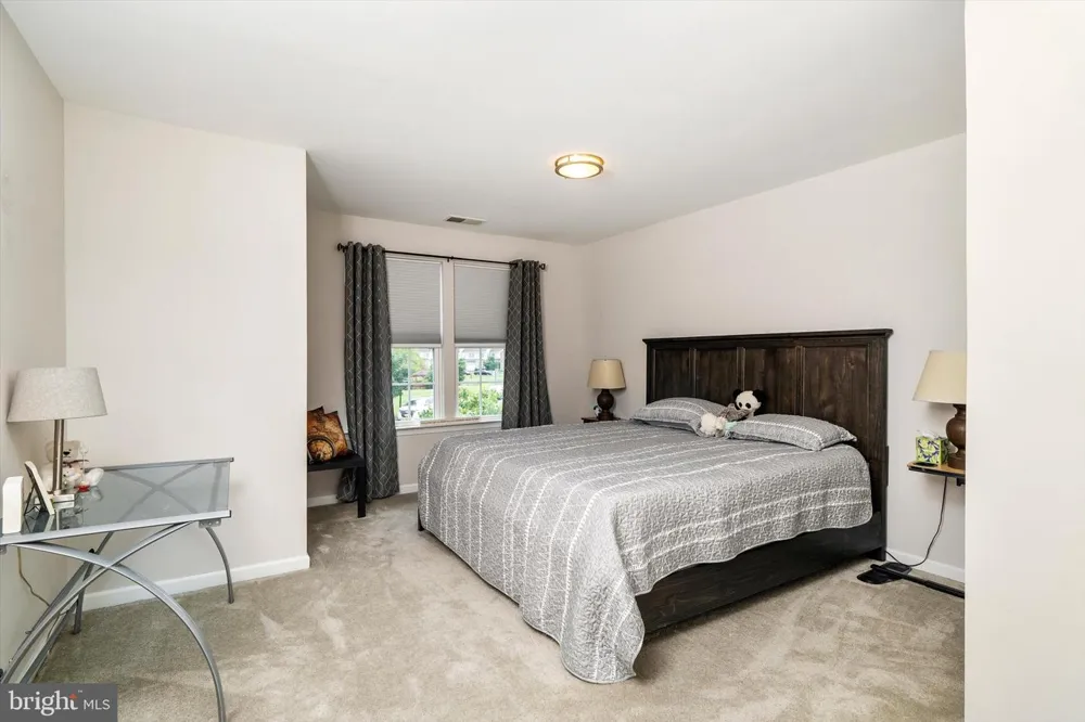 84 HEALS FARM ROAD Burlington, NJ 08016