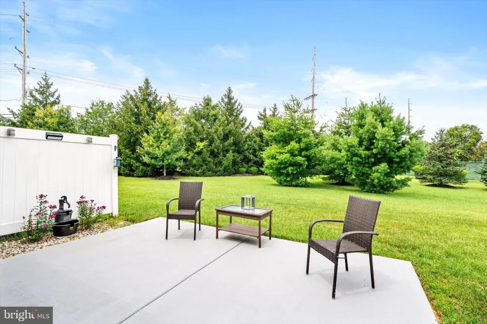 84 HEALS FARM ROAD Burlington, NJ 08016