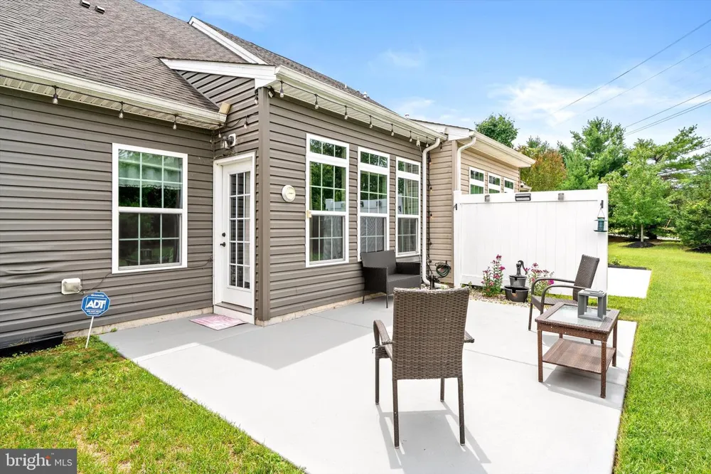 84 HEALS FARM ROAD Burlington, NJ 08016