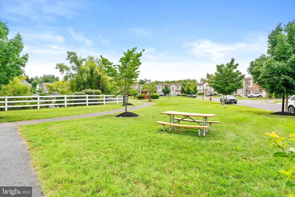 84 HEALS FARM ROAD Burlington, NJ 08016