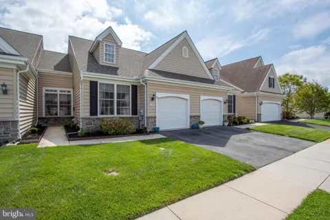 594 SORRELL CIRCLE