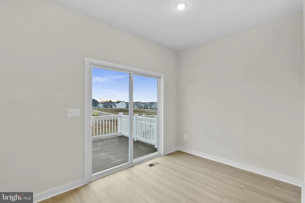 HUNTWELL WEST AVENUE Ranson, WV 25438
