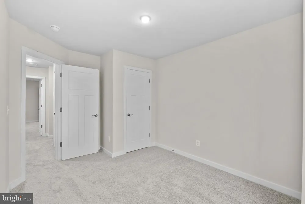 HUNTWELL WEST AVENUE Ranson, WV 25438