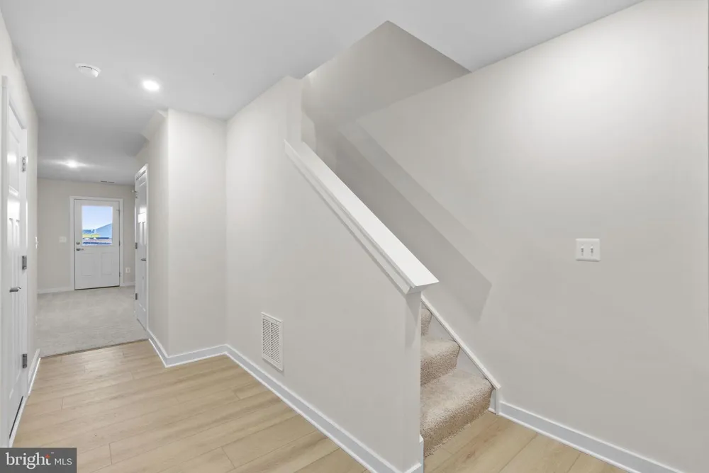 HUNTWELL WEST AVENUE Ranson, WV 25438