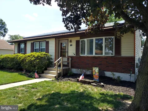 800 COLUMBIA BOULEVARD