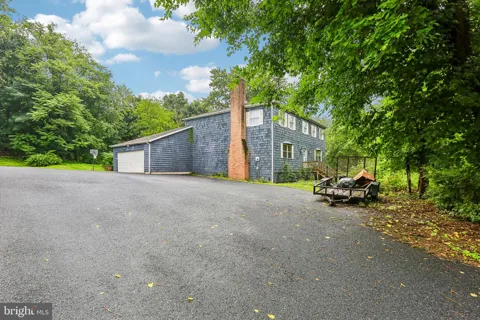 4317 WINTHROP DRIVE