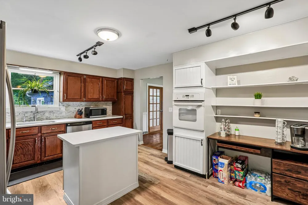 4317 WINTHROP DRIVE Harrisburg, PA 17112