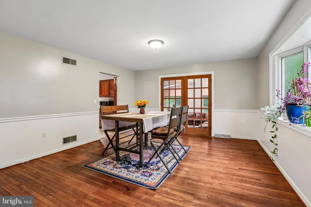 4317 WINTHROP DRIVE Harrisburg, PA 17112