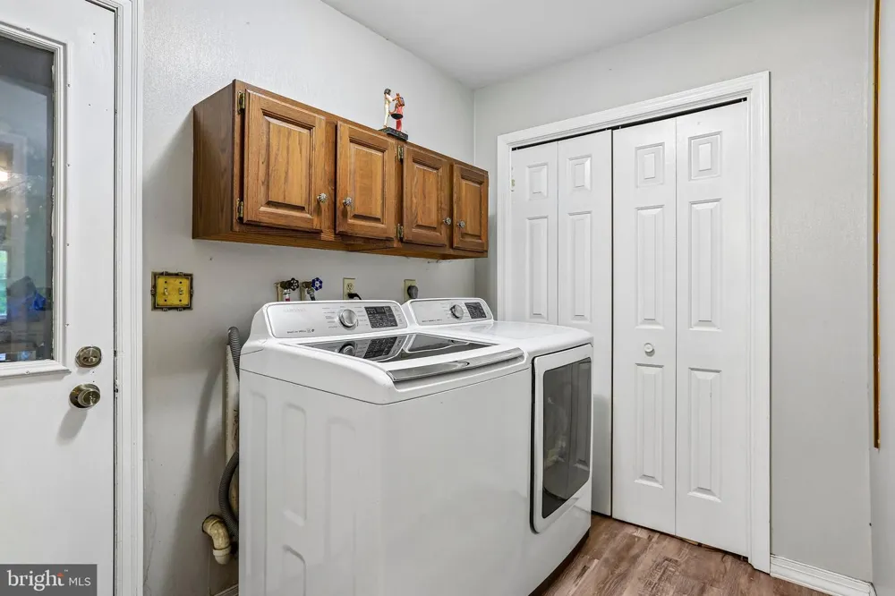 4317 WINTHROP DRIVE Harrisburg, PA 17112