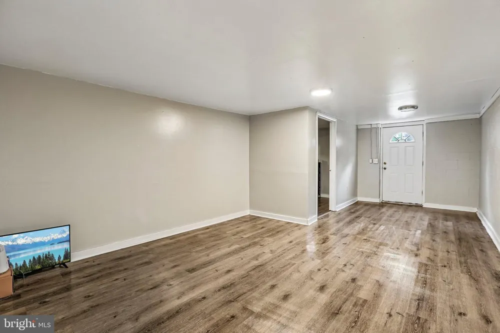 4317 WINTHROP DRIVE Harrisburg, PA 17112