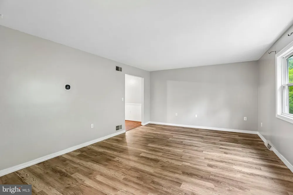 4317 WINTHROP DRIVE Harrisburg, PA 17112