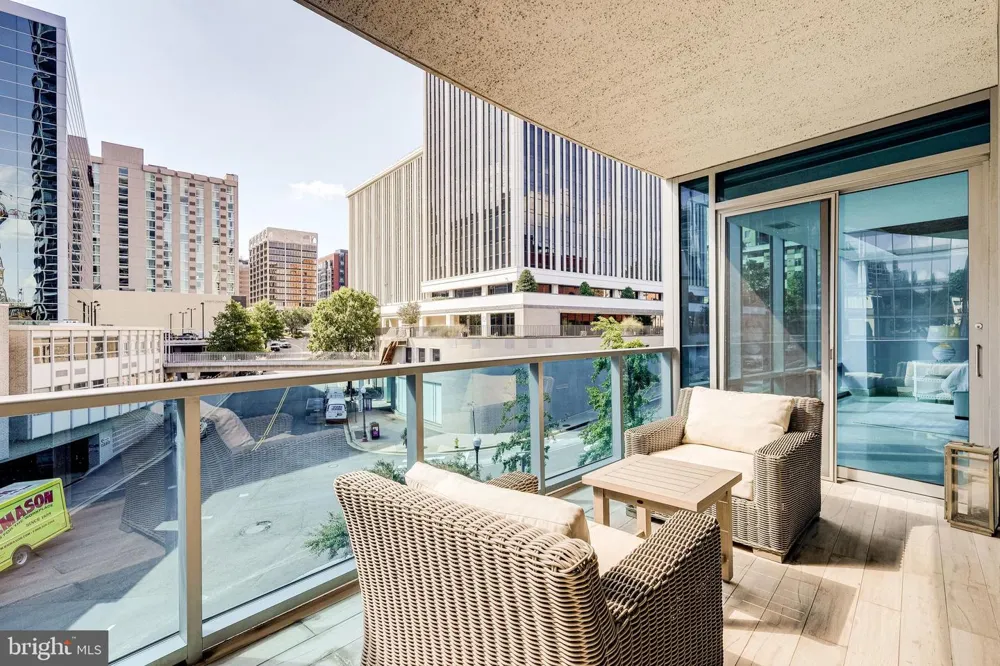 1881 NASH STREET #201 Arlington, VA 22209